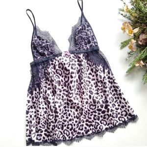 VICTORIA'S SECRET leopard print lace chemise slip